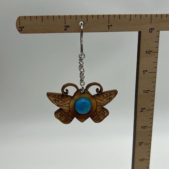 Handmade Wood Carving & Pyrography Butterfly Earrings with Bead NWT - Picture 5 of 6